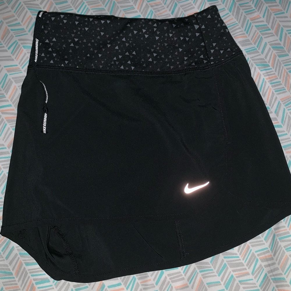 🍓Perfect condition NIKE shorts size extra large